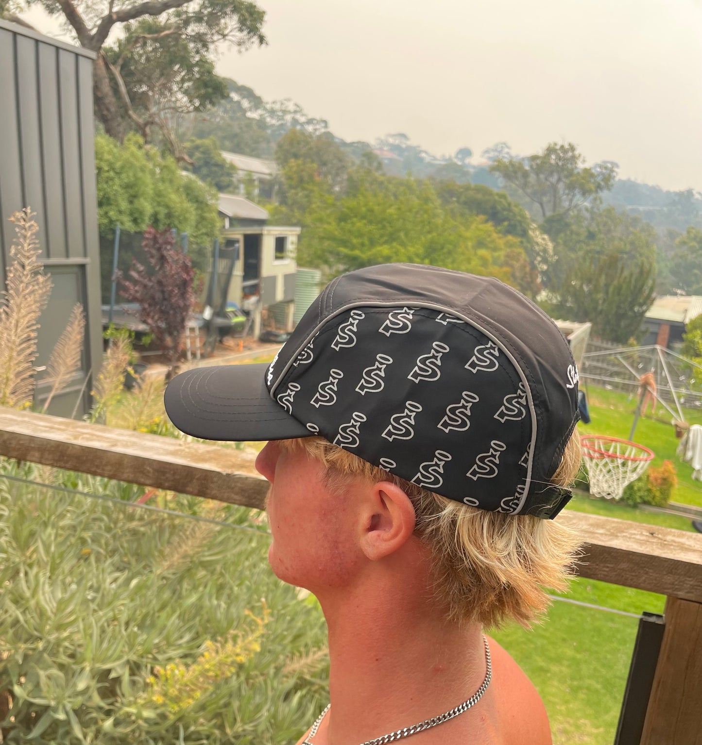 Black reflective cap