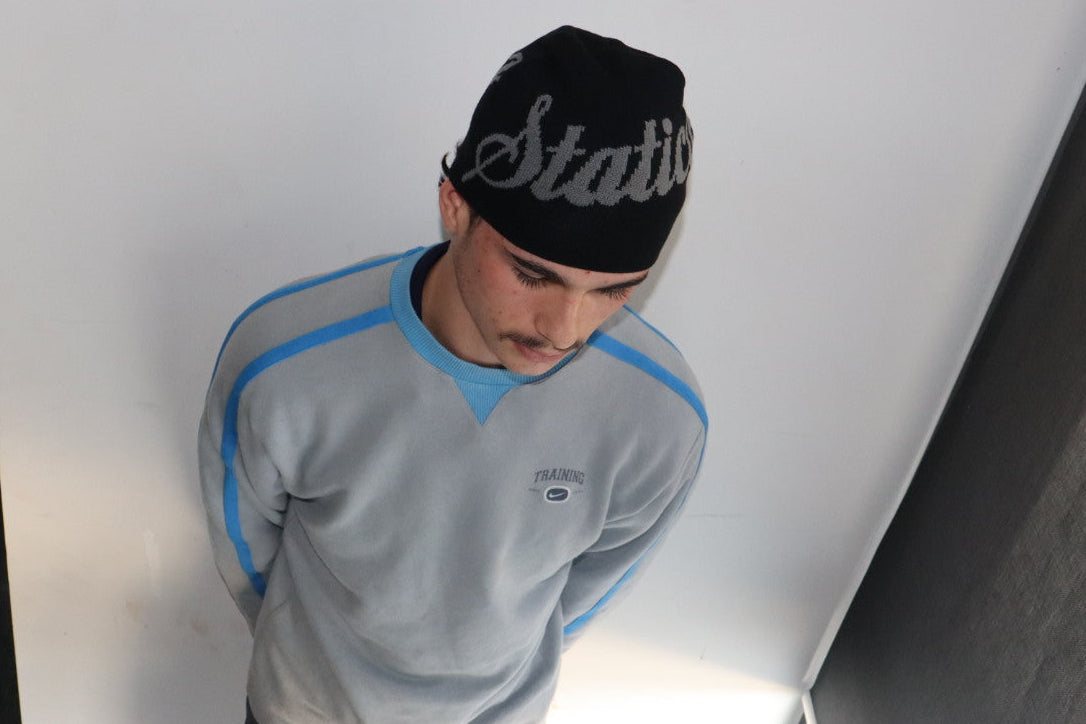 Black and grey reversible beanie