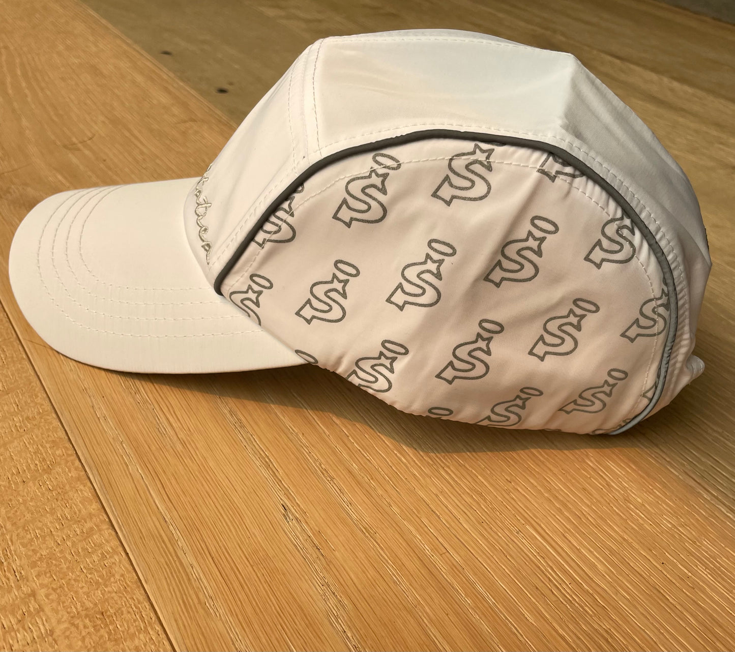 White reflective cap