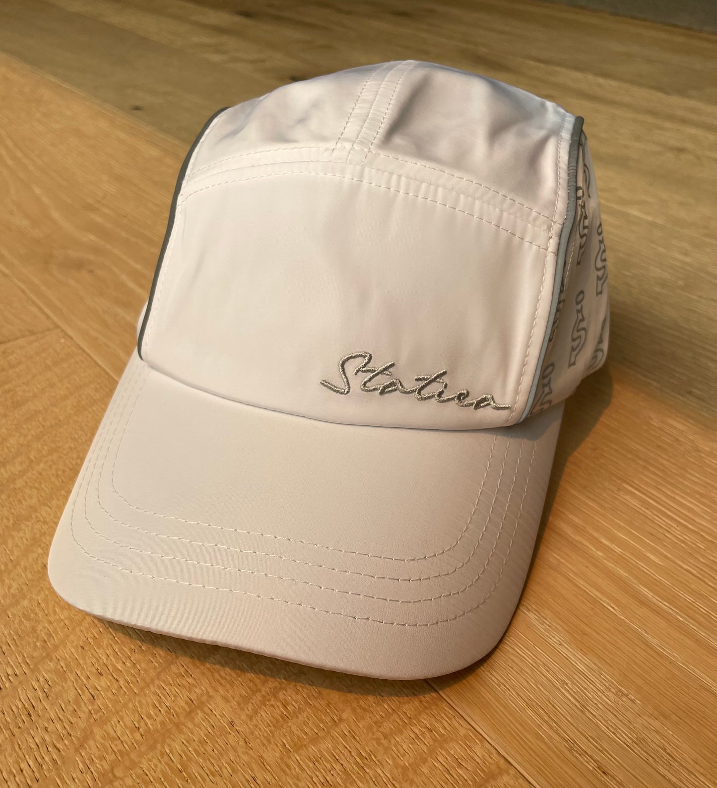 White reflective cap