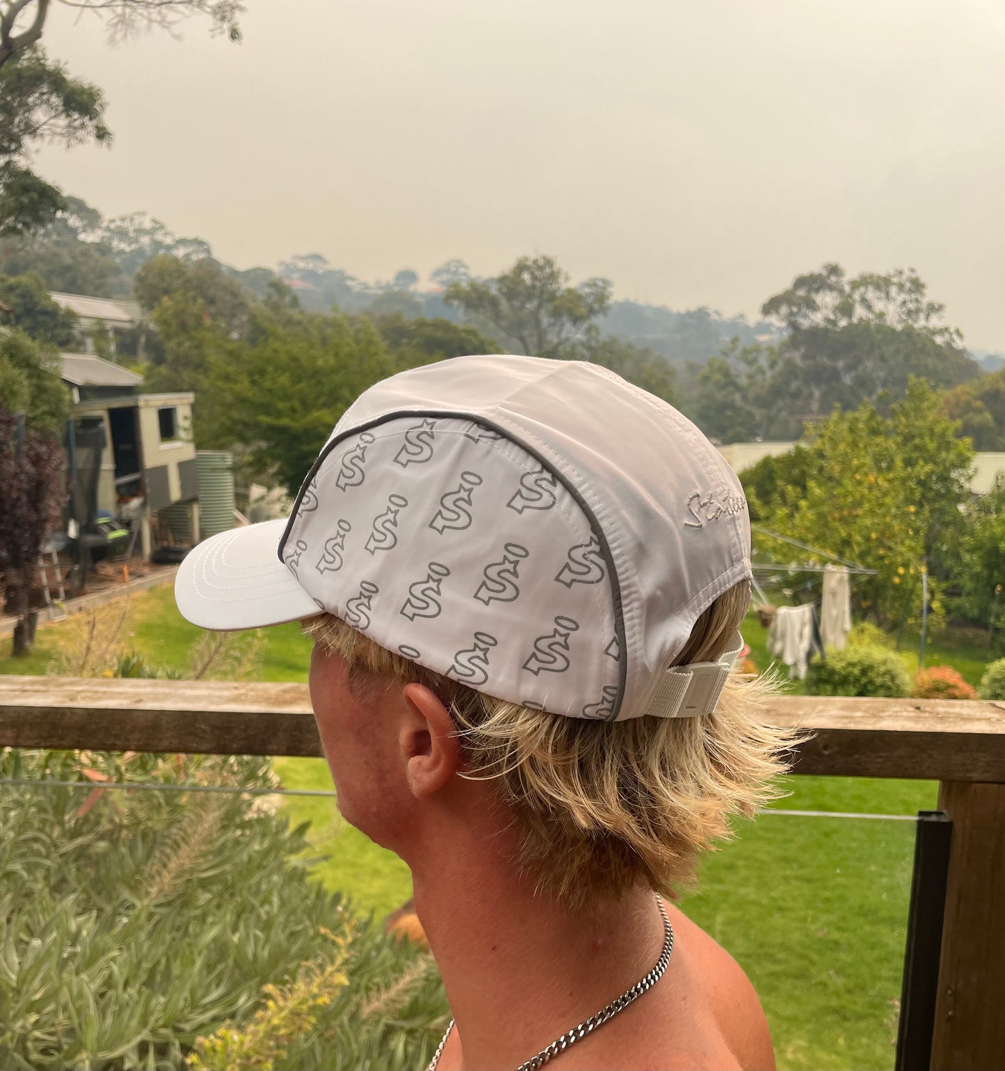 White reflective cap